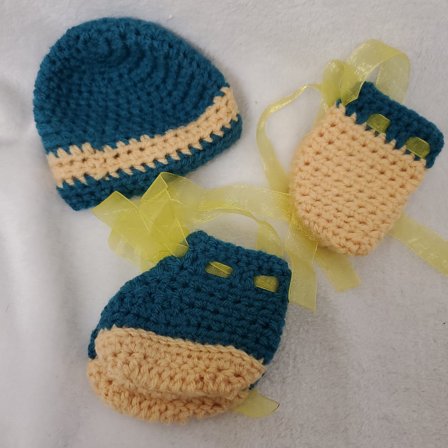 Newborn Hat, Mitten, and Bootie Sets